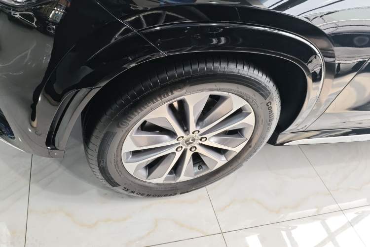 Used Mercedes-Benz GLE 2023 GLE 350 4MATIC Stylish Model
