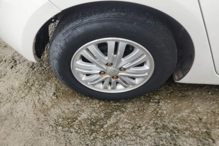 Used Kia K2 2012 Hatchback 1.4L MT Cool Edition Commemorative Model