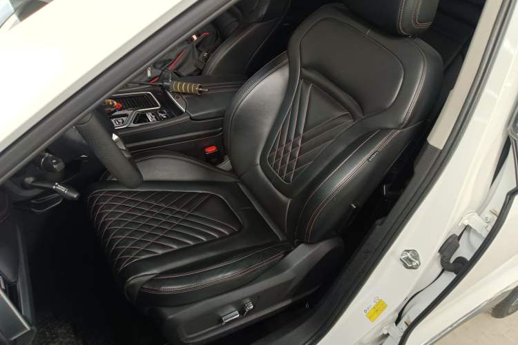 Used Bestune T99 2020 20TD Automatic Premium Edition Left Front Seat