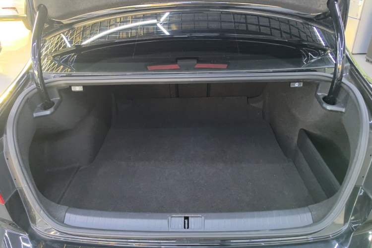 Used Volkswagen Magotan 2018 330TSI DSG Advanced Model
