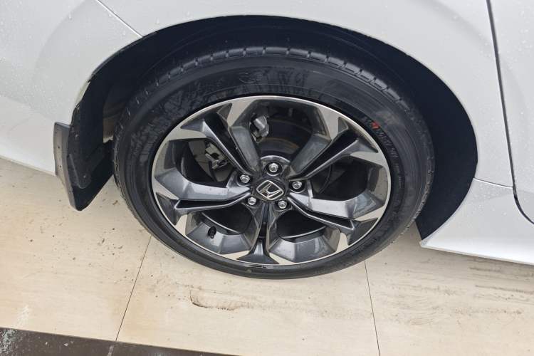 Used Honda Civic 2022 240TURBO CVT Dynamic Control Version