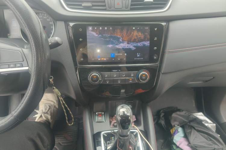 Used Nissan Qashqai 2021 2.0L CVT Smart Enjoyment Version Audio And AC Panel