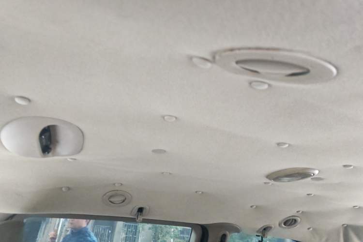 Used Chrysler Grand Voyager 2012 3.0L Classic Edition Headliner