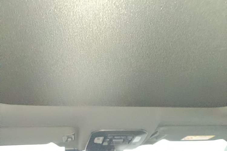 Used Toyota Crown Kluger 2021 2.5L HEV Four-Wheel Drive Flagship Edition Headliner