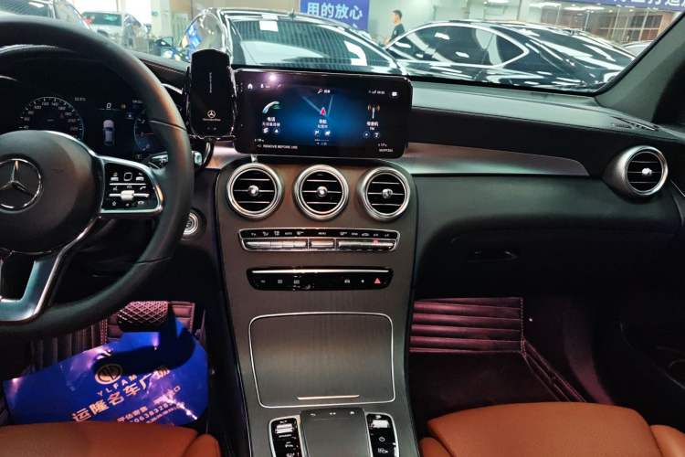 Used Mercedes-Benz GLC Coupe 2023 GLC 300 4MATIC Coupe SUV
