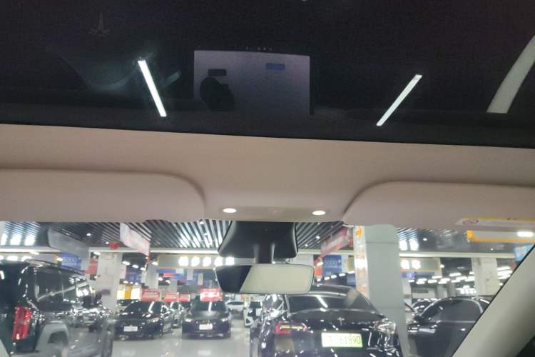 Used Tesla Model Y 2021 Long-Range All-Wheel-Drive Version