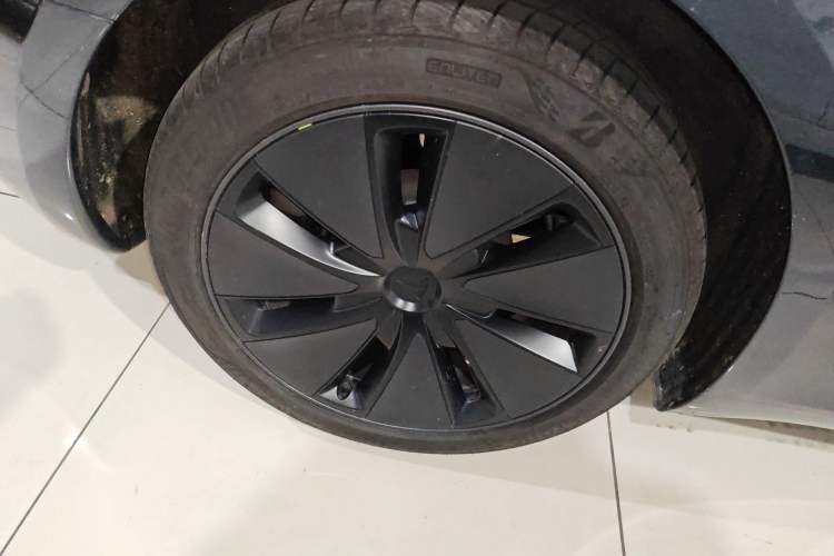 Used Tesla Model 3 2023 Rear-Wheel-Drive Version