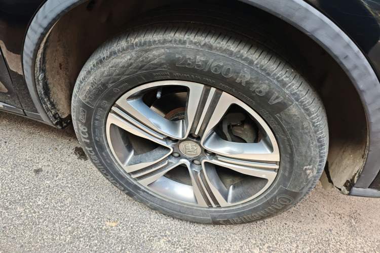 Used BYD Tang 2018 2.0T Automatic SmartConnect Luxury 7-Seater China V Emission Standard