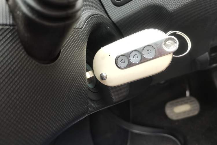 Used Wuling Hongguang MINIEV 2022 Macaron Premium Model – Lithium Iron Phosphate