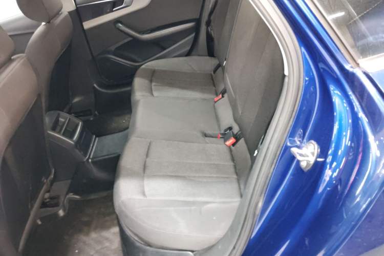 Used Audi A4L 2018 30th Anniversary Edition 40 TFSI Trendy Model Left Rear Seat