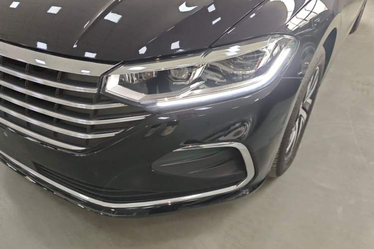 Used Volkswagen Lavida 2023 Revised Version 1.5L Automatic 5 Millionth Edition Left Front Headlight