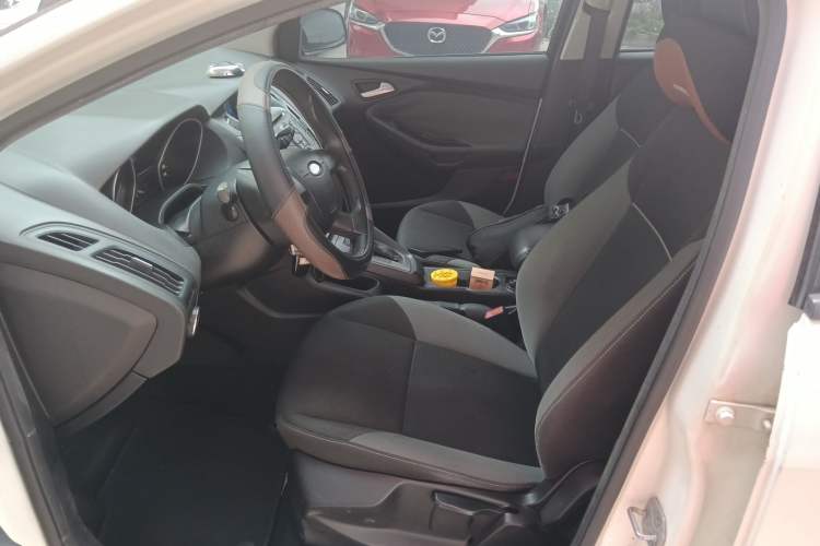 Used Ford Focus 2012 Hatchback 1.6L Automatic Comfort Model Left Front Seat