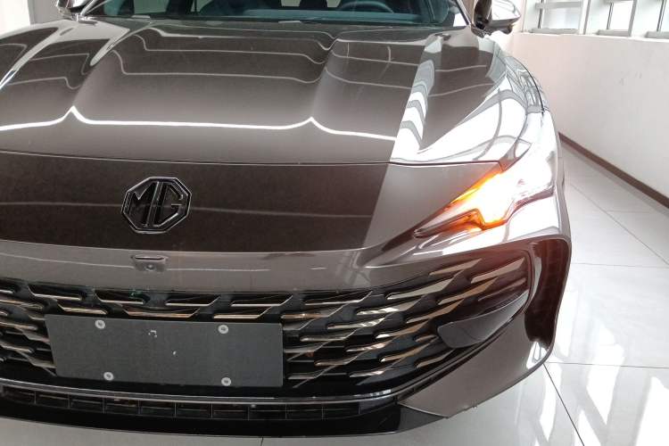 Used MG 7 2023 2.0T Automatic Hunter Luxury Edition Left Front Headlight