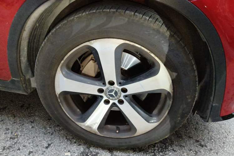 Used Mercedes-Benz GLC Coupe 2019 Facelift GLC 200 4MATIC Coupe SUV Right Front Wheel Hub