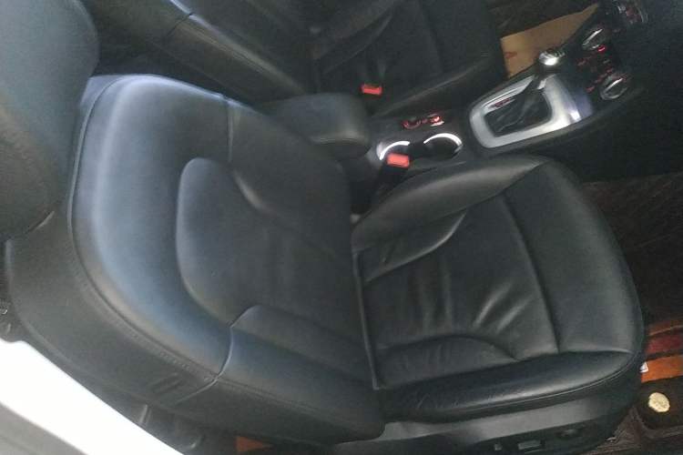 Used Audi Q3 2015 30 TFSI Comfort Model
