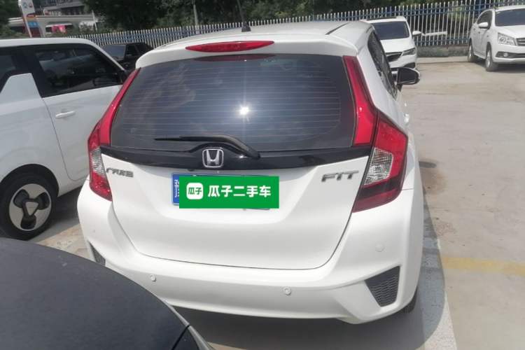 Used Honda Fit 2016 1.5L LXS CVT Comfort Sunroof Version
