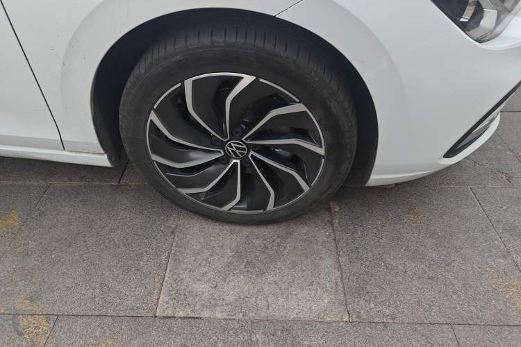 Used Volkswagen Golf 2021 280TSI DSG Pro First Edition Exterior 7