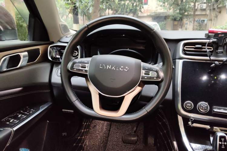 Used Lynk & Co 01 2017 2.0T Two-Wheel Drive Pro Edition