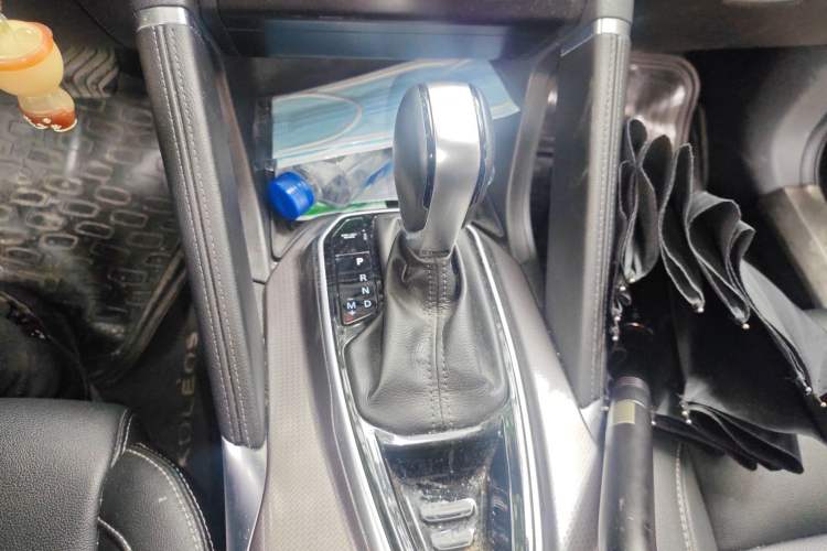 Used Renault Koleos 2017 2.0L Two-Wheel-Drive Leading Edition
