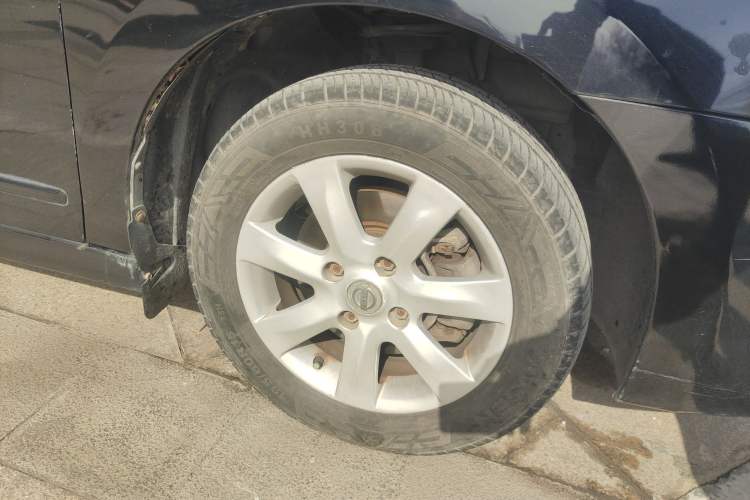 Used Nissan Sylphy 2012 Classic 1.6XE Automatic Comfort Edition Right Front Wheel Hub