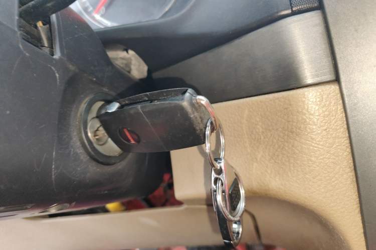 Used Haval H5 Classic 2010 European-style Version Green & Quiet 2.0T Manual Two-Wheel Drive Comfort Edition