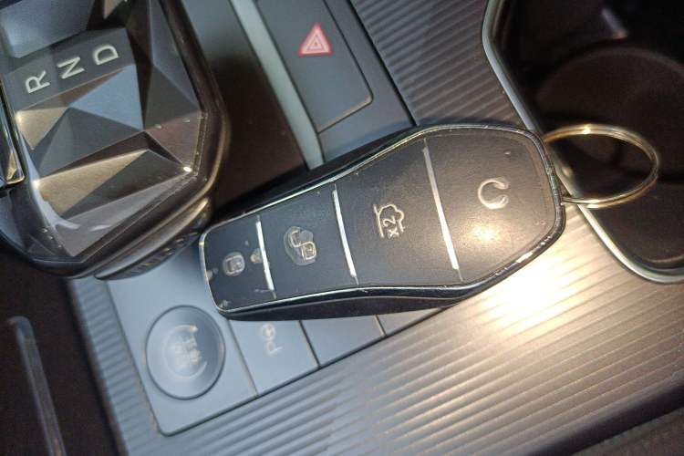 Used BYD Song L DM-i 2025 Intelligent Driving Version 160 km Beyond-Range Type