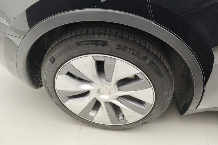 Used Tesla Model Y 2022 Rear-Wheel-Drive Version
