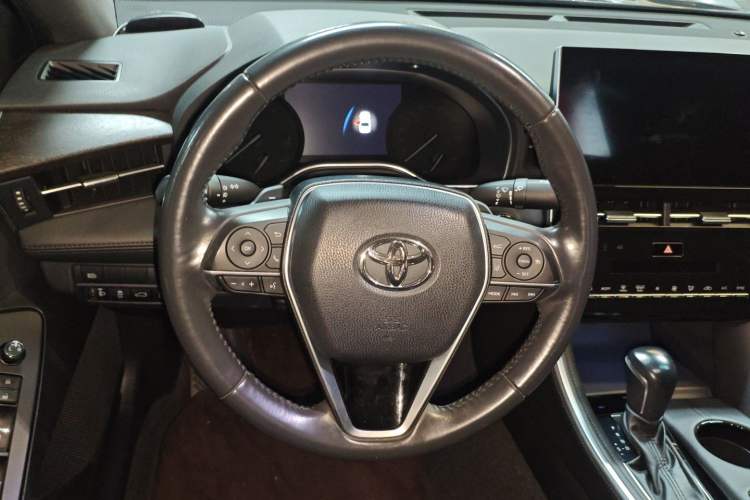 Used Toyota Avalon 2022 2.5L Luxury Edition Steering Wheel
