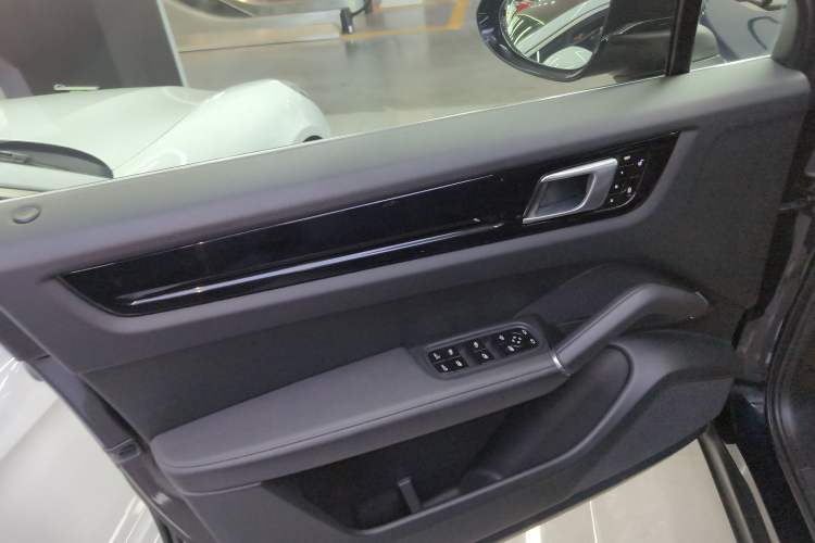 Used Porsche Cayenne 2018 Cayenne 3.0T