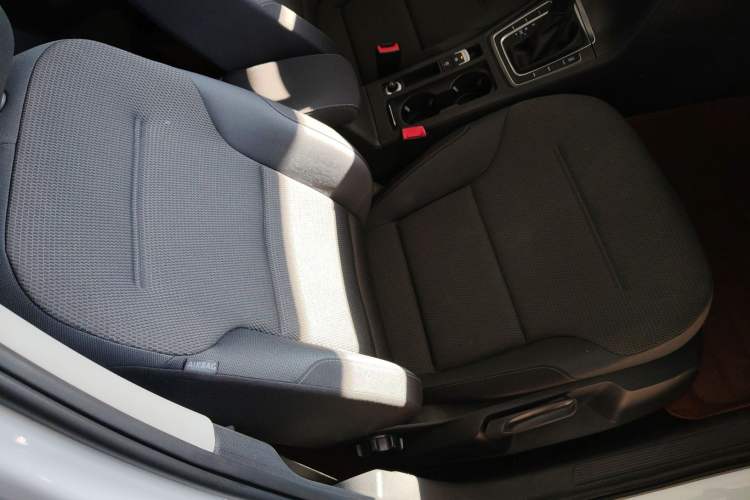 Used Volkswagen Golf 2015 1.6L Automatic Comfort Model