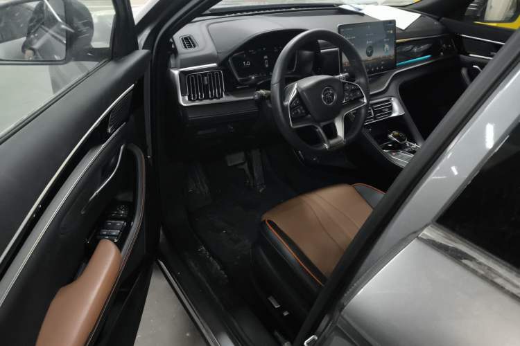 Used BYD Song PLUS 2020 1.5T Automatic Flagship Edition Driver Seat