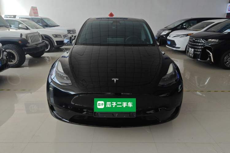 Used Tesla Model Y 2023 Rear-Wheel-Drive Version Front