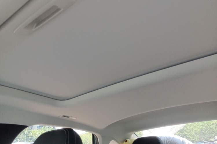 Used Geely Galaxy L6 2024 125km PLUS Dragon Edition
