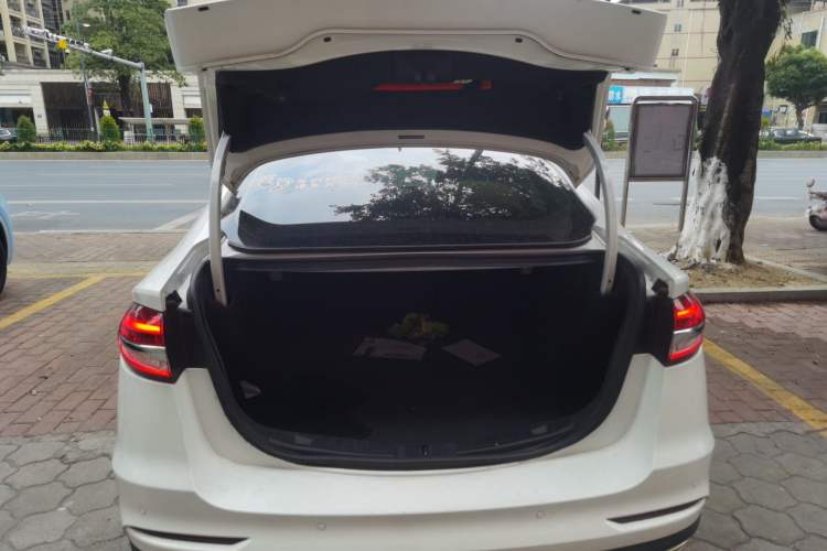 Used Ford Mondeo 2020 EcoBoost 180 Stylish Model
