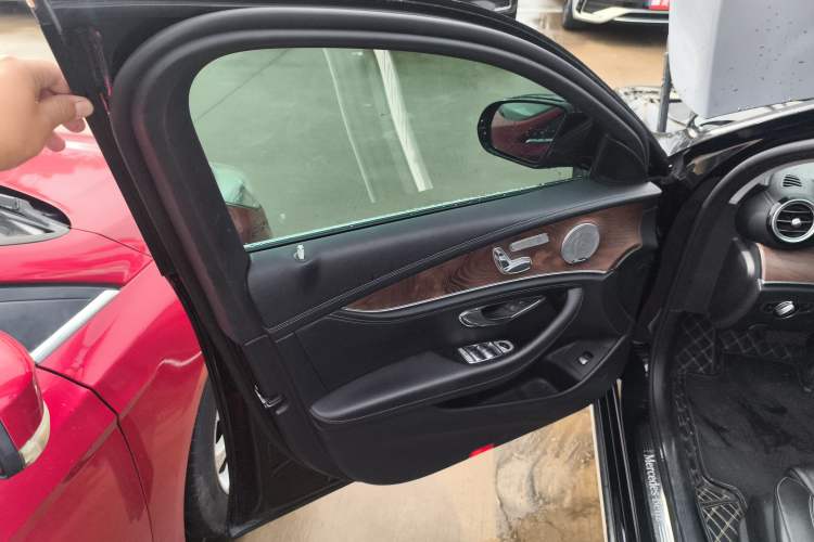 Used Mercedes-Benz E-Class 2020 Facelift E 260 L
