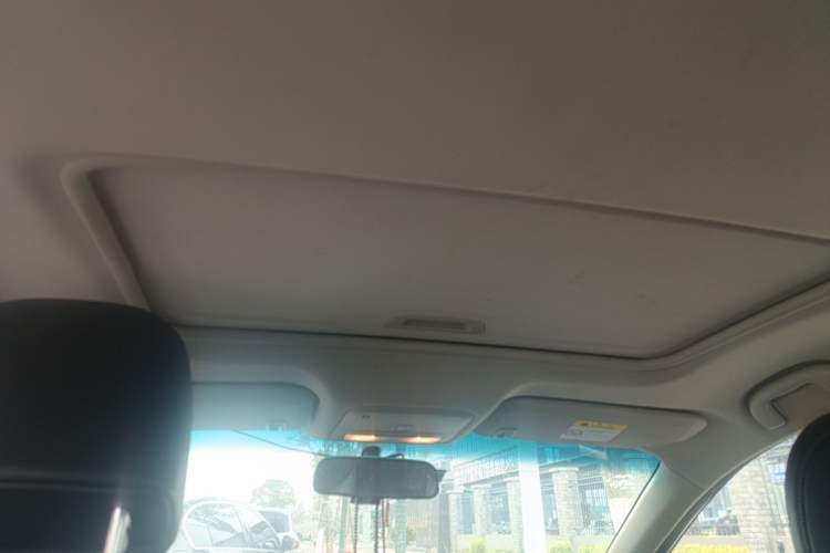 Used Chevrolet Monza 2020 Light Hybrid Redline 320T Dual-Clutch Thrilling Edition