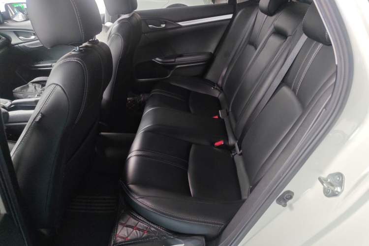 Used Honda Civic 2019 220TURBO CVT Dynamic Edition China VI Interior 4