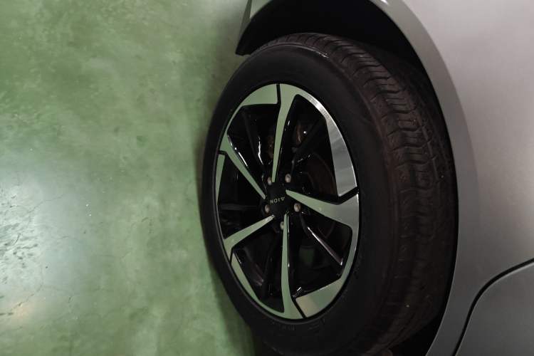 Used AION Y 2022 70 Intelligent Edition Lithium Iron Phosphate
