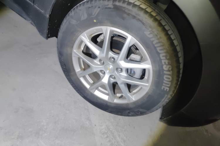 Used Chevrolet Equinox 2021 535T Chijie Edition Right Front Wheel Hub