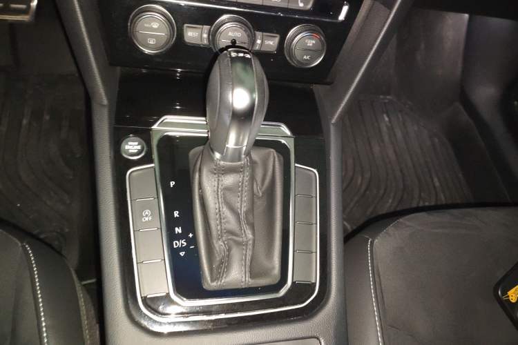 Used Volkswagen FAW-Volkswagen CC 2019 330TSI Huayan Edition China VI