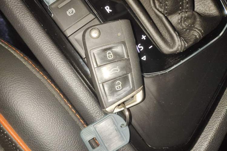 Used Volkswagen Tiguan L 2018 330TSI Automatic Two-Wheel Drive Flagship Edition