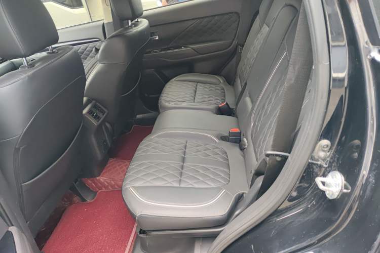 Used Mitsubishi Outlander 2021 Revised Version 2.0L Two-Wheel Drive Enjoyment Edition 5 Seats
