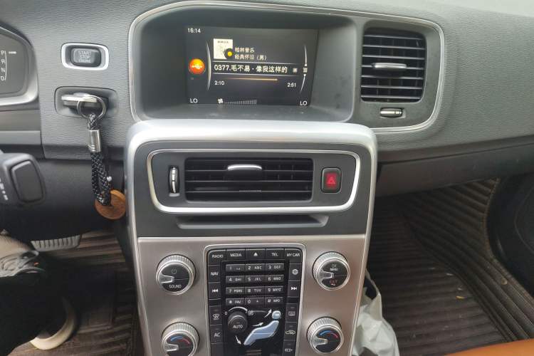 Used Volvo S60 2019 S60L Facelift T5 Intelligent Advanced Edition
