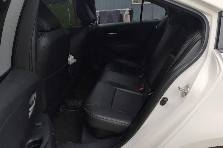 Used Toyota Corolla 2023 1.8L Smart Electric Hybrid Dual-Motor Pioneer Edition Left Rear Seat