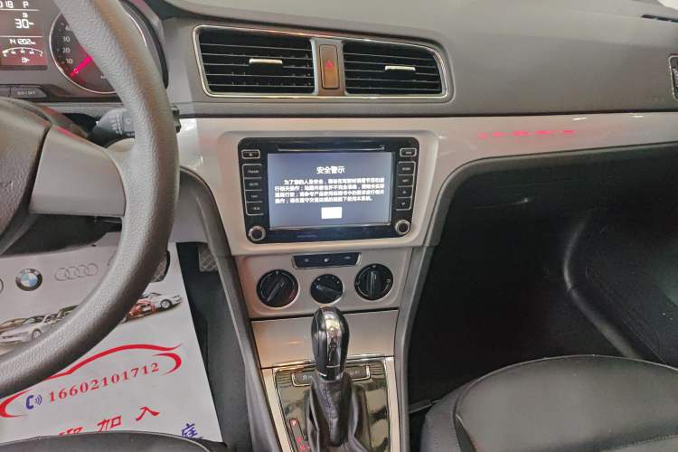 Used Volkswagen Gran Lavida 2013 1.6L Automatic Comfort Model
