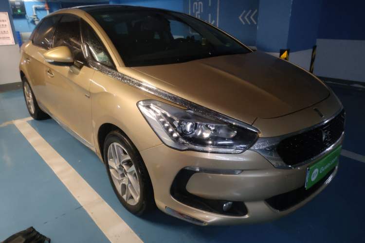 Used DS 5 2015 1.6T Elegant Edition THP160
