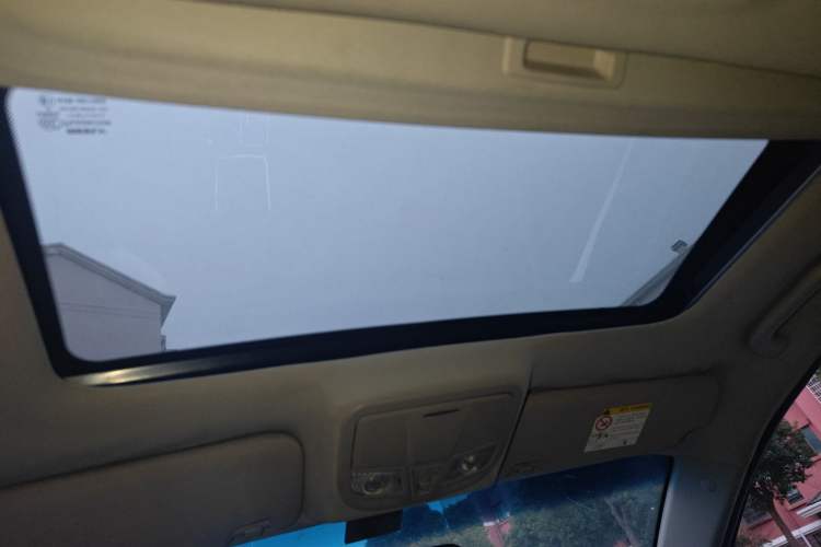 Used Geely Auto Emgrand 2016 Sedan 1.5L CVT Upward Version
