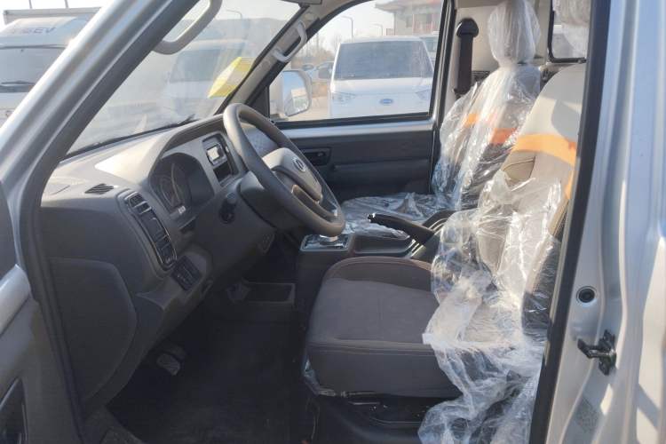 Used Ruichi EC71 2024 EC71L Cargo Pioneer I Model 41.85 kWh