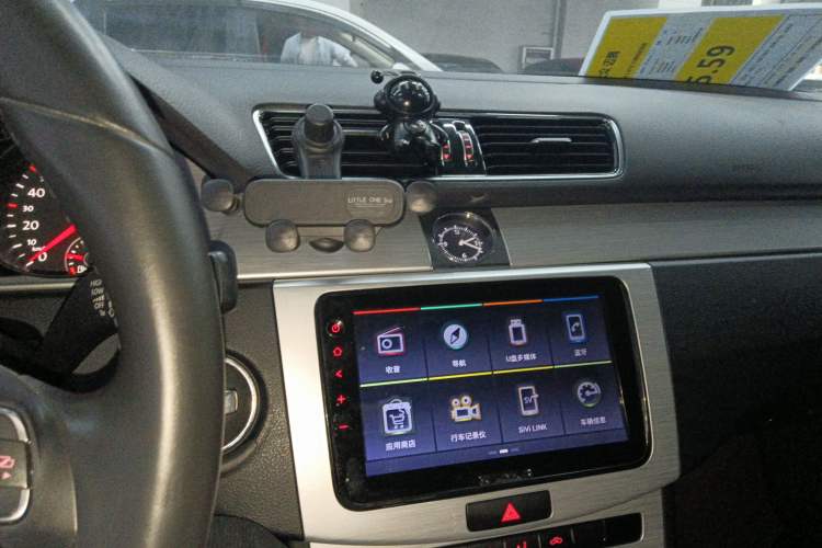 Used Volkswagen Magotan 2016 1.8TSI Smart Enjoyment Leading Model Audio And AC Panel