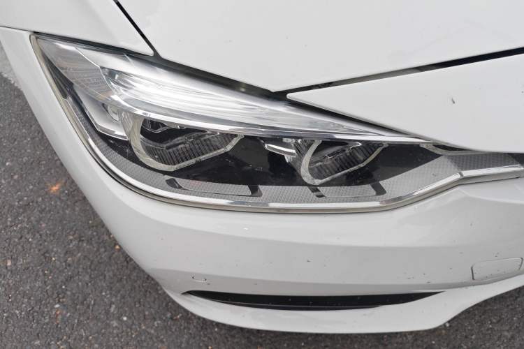 Used BMW 3 Series 2016 320i Fashion Model